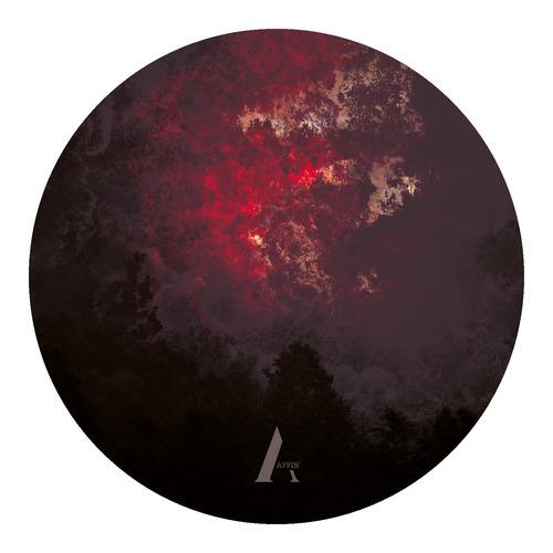 Nukleus (Rafael Anton Irisarri Rework)
