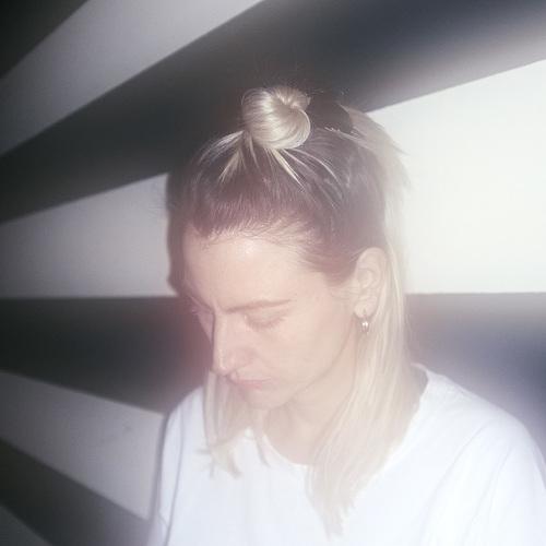 evelyne volta