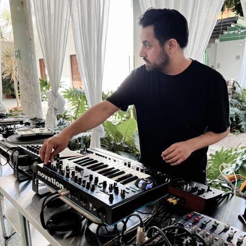 Eafhm Closing Set at Raza Records Conference 2025
